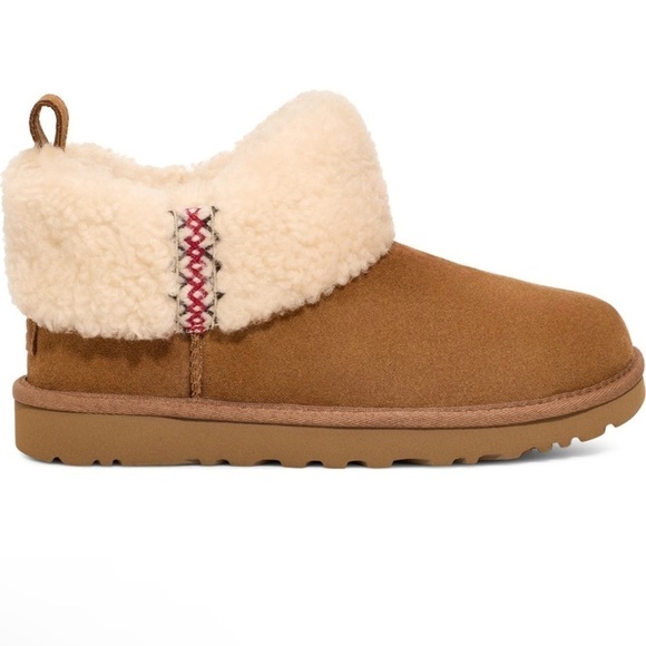 Brand new in box UGG ultra mini braid booties size 8 - Picture 4 of 9